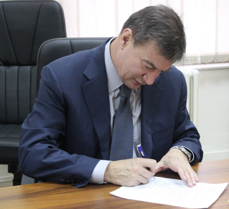 Министар Кнежевић Министар Кнежевић